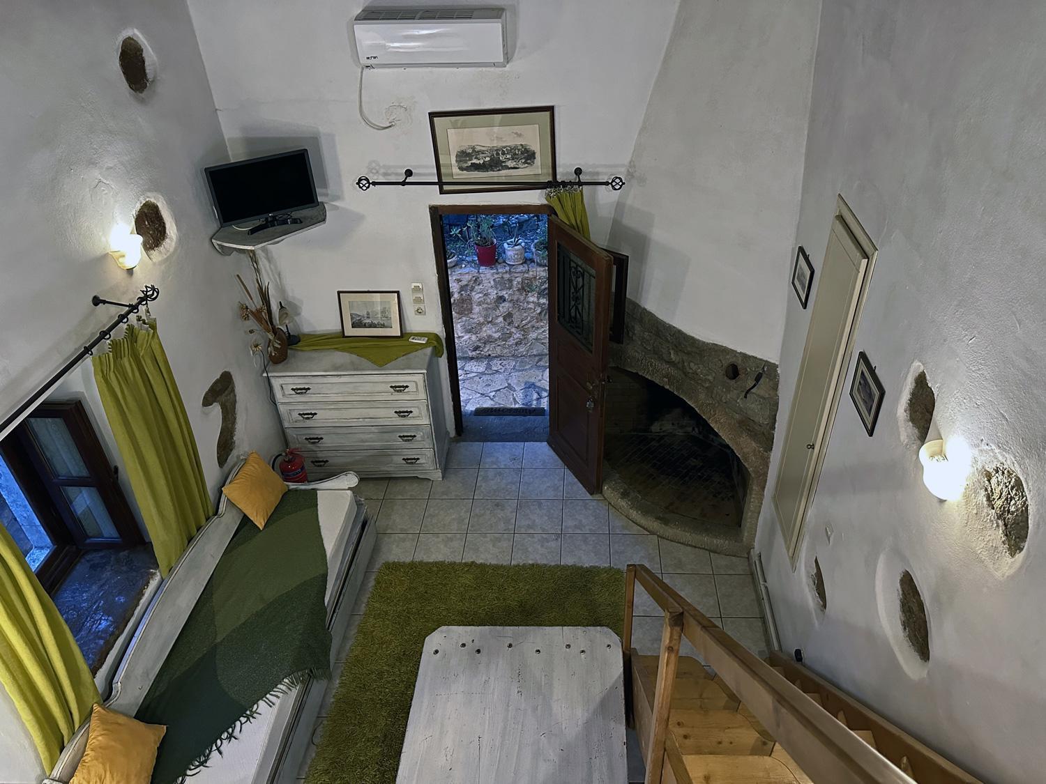 Porfyrousa Traditional Hotel Milopotamos  المظهر الخارجي الصورة