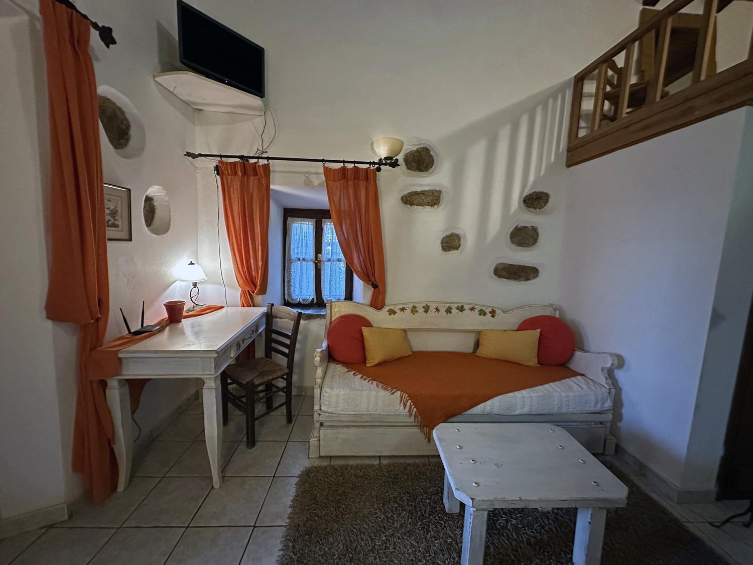 Porfyrousa Traditional Hotel Milopotamos  المظهر الخارجي الصورة